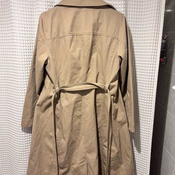 GAP Women's Classic Beige Trench Coat - Picture 6 of 6